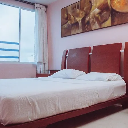 Espacioso Apartamento De 2 Con Excelente Vista Al Mar. Cartagena